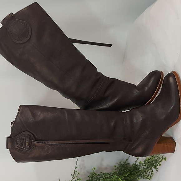 Coach Selena Brown Leather Block Heel Tassel Tall Almond Toe Boot 7B - Picture 2 of 12
